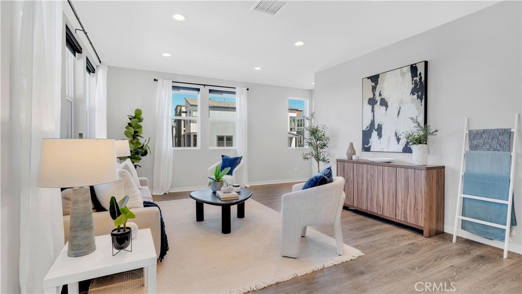 100 Tenor Property Photo 16