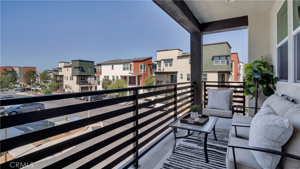 100 Tenor Property Photo 18