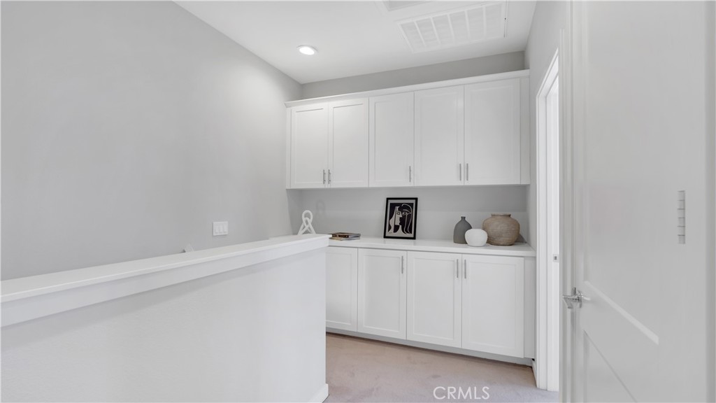 100 Tenor Property Photo 19