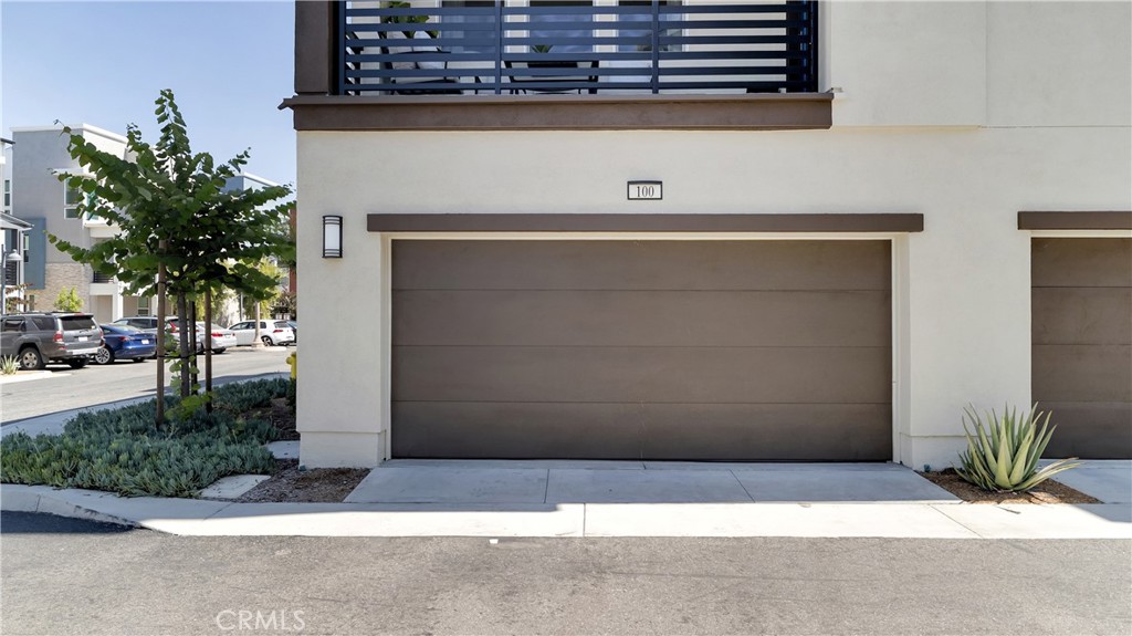 100 Tenor Property Photo 38