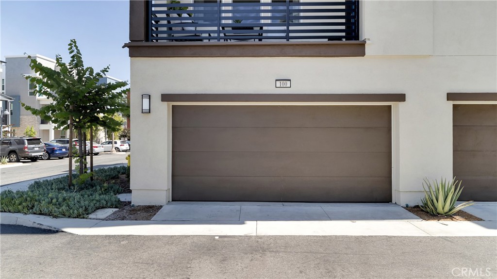 100 Tenor Property Photo 38