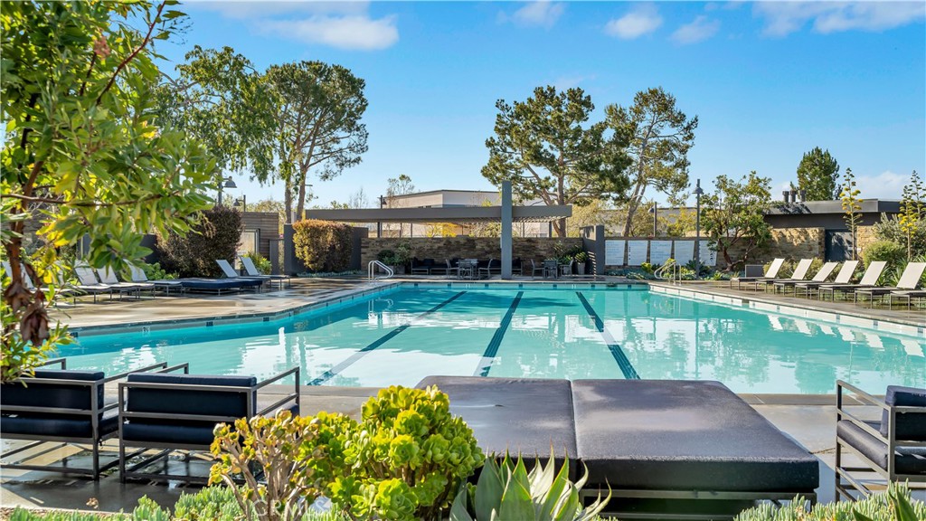 100 Tenor Property Photo 60