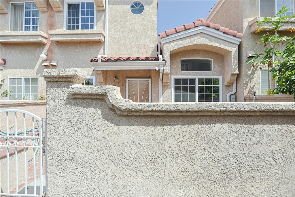 14202 Flower L Property Photo 11