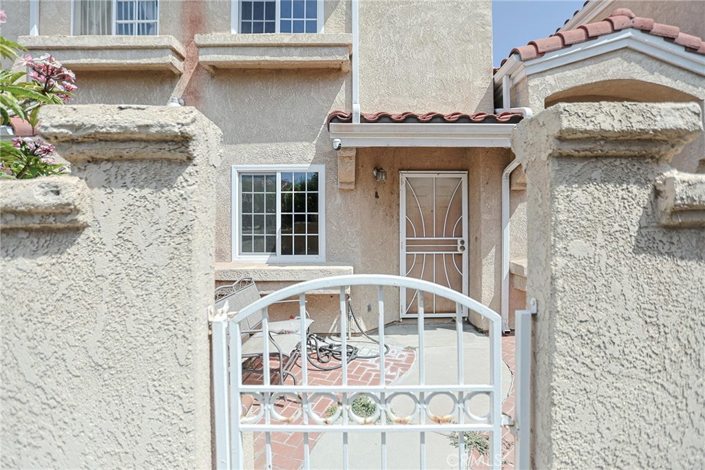 14202 Flower L Property Photo 12
