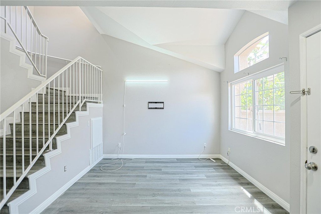 14202 Flower L Property Photo 16