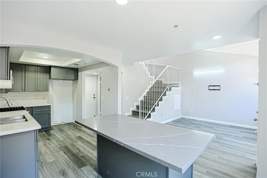 14202 Flower L Property Photo 26