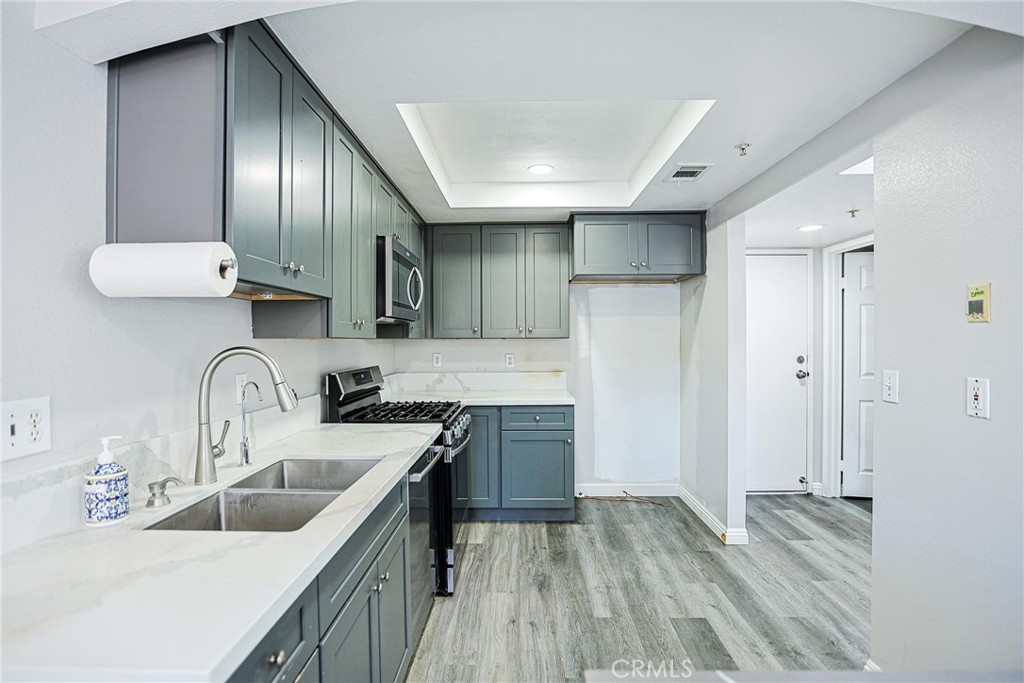 14202 Flower L Property Photo 27