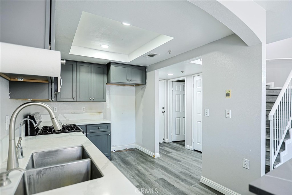 14202 Flower L Property Photo 29