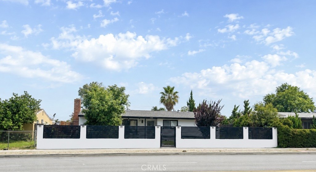 9444 Cedar Property Photo 1