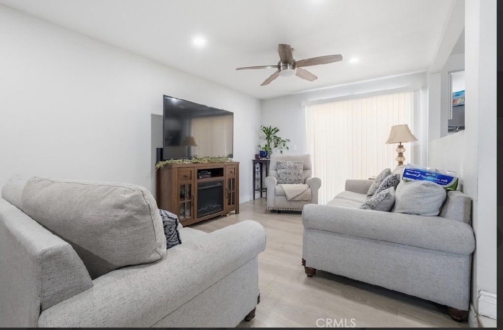 9444 Cedar Property Photo 3