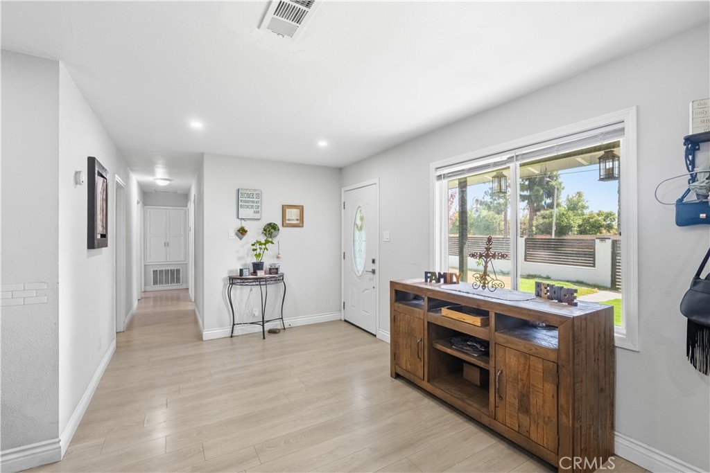 9444 Cedar Property Photo 18