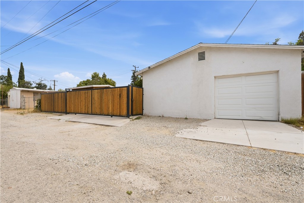 9444 Cedar Property Photo 28