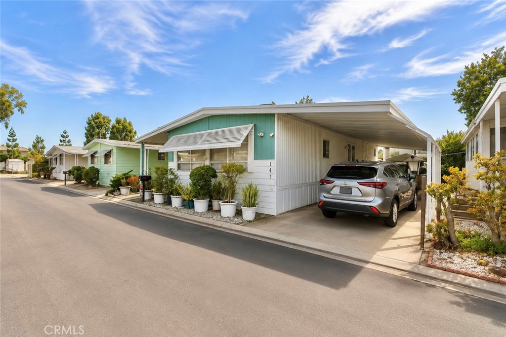 10200 Bolsa Ave 111 Property Photo 2