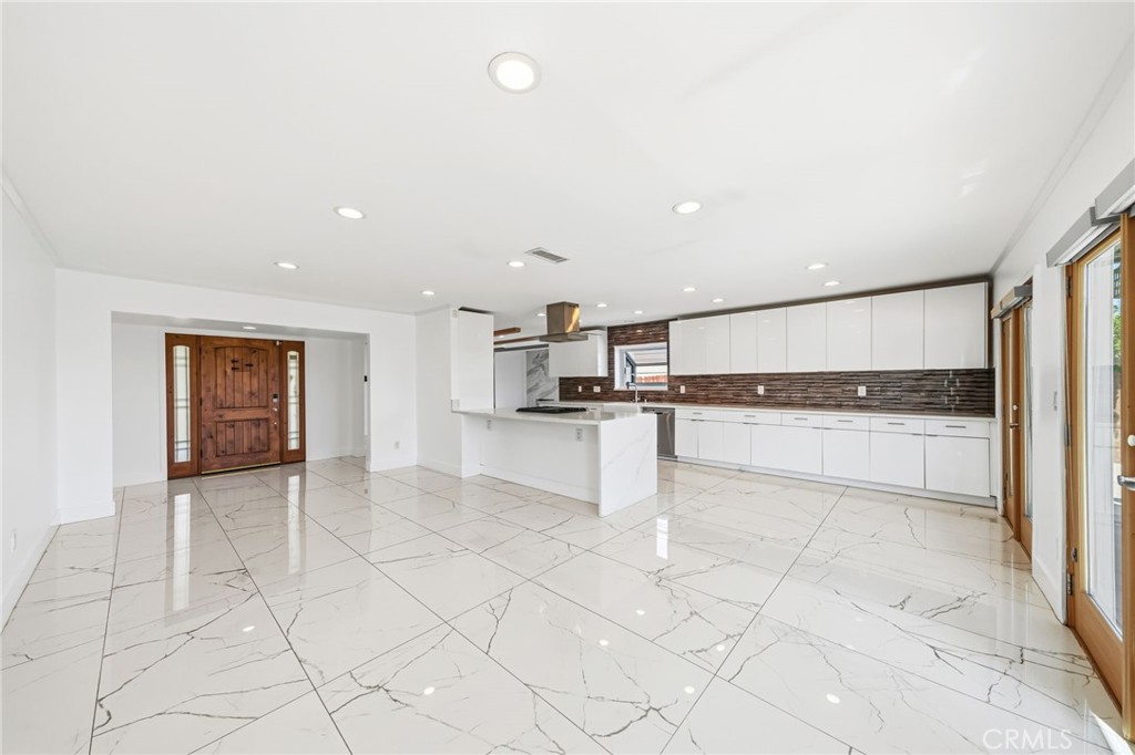 26722 Rolling Vista Property Photo 4