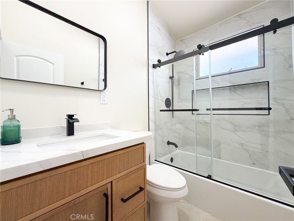4811 Myra Property Photo 7