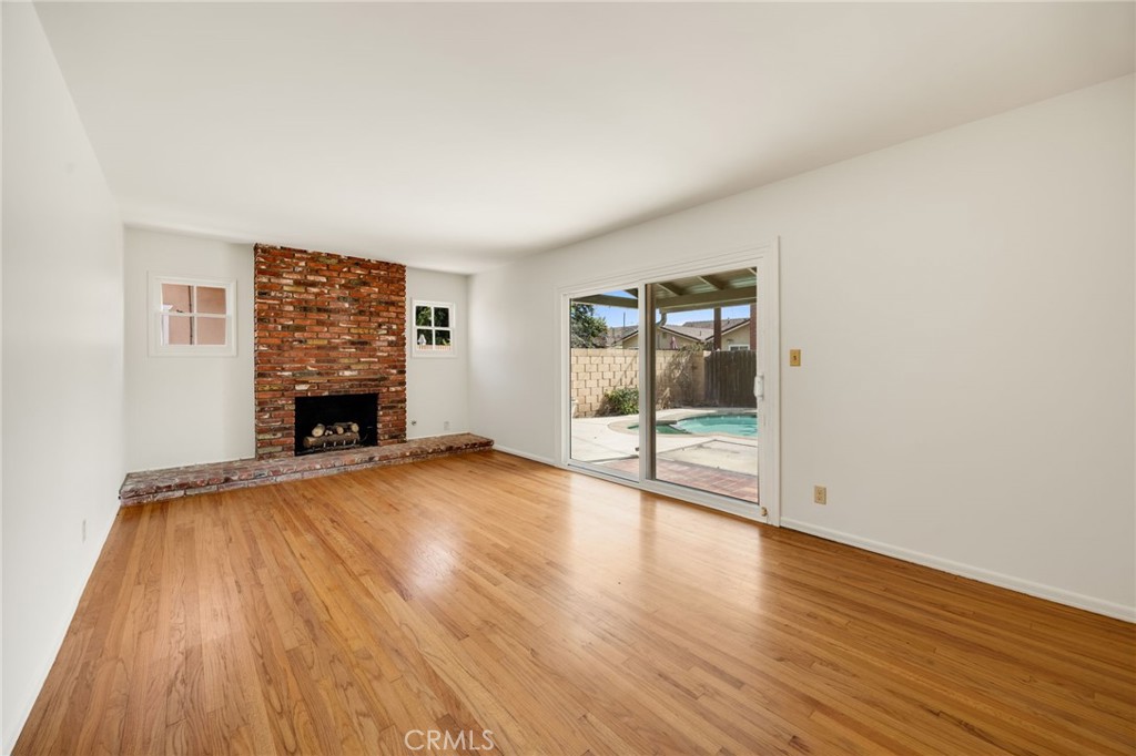 2074 S Gail Lane Property Photo 3
