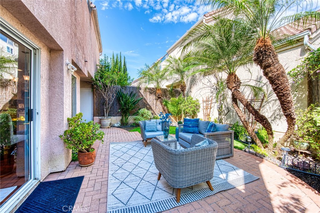 9 Channel Island Street Property Photo 13