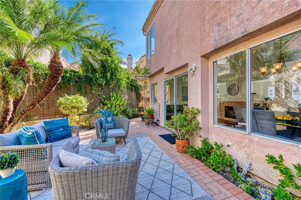 9 Channel Island Street Property Photo 15