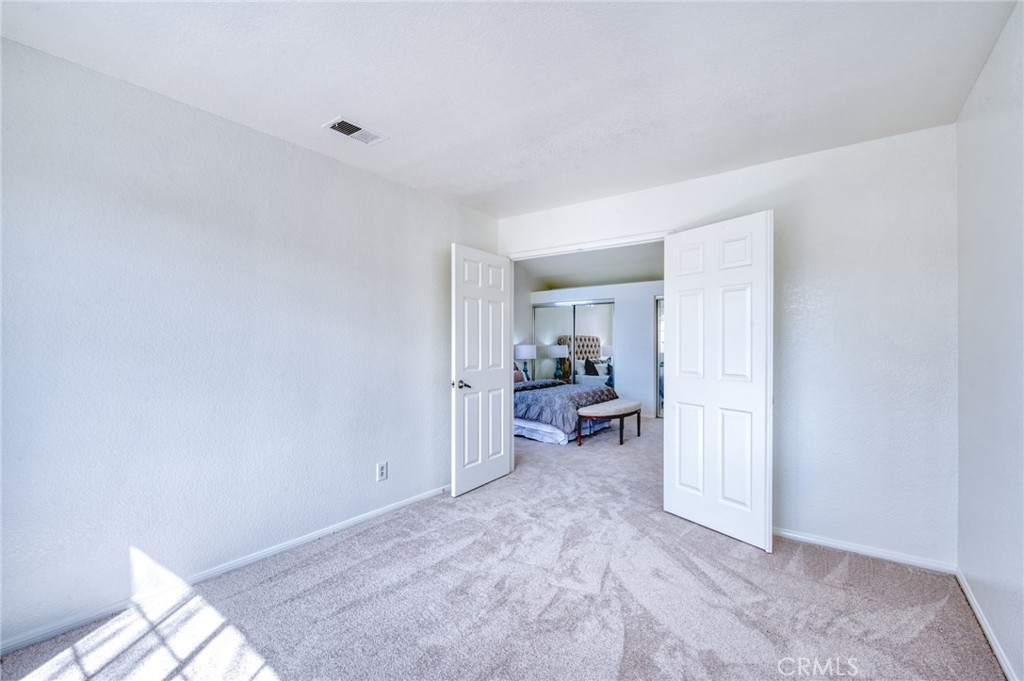 9 Channel Island Street Property Photo 19
