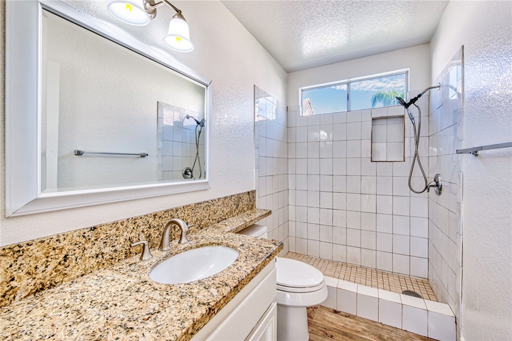 9 Channel Island Street Property Photo 26