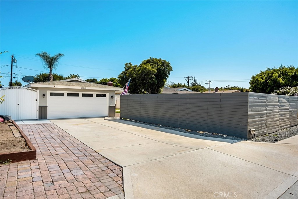 20212 E Santiago Canyon Property Photo 1