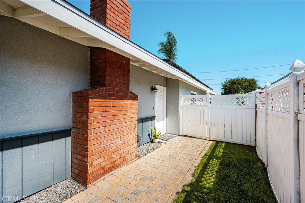 20212 E Santiago Canyon Property Photo 5