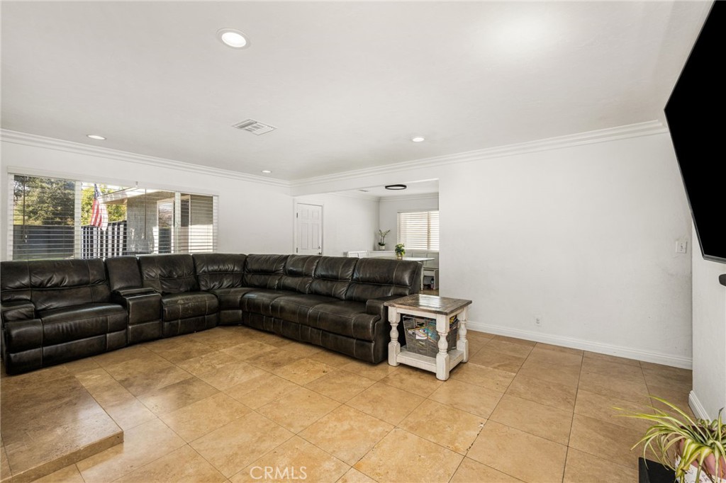 20212 E Santiago Canyon Property Photo 7