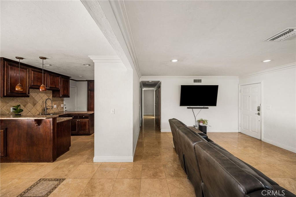 20212 E Santiago Canyon Property Photo 10