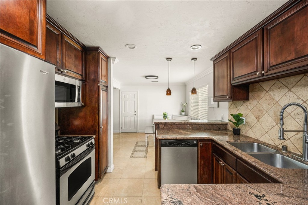 20212 E Santiago Canyon Property Photo 17