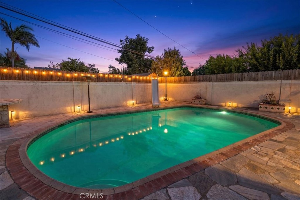 1401 S Joane Way Property Photo 27