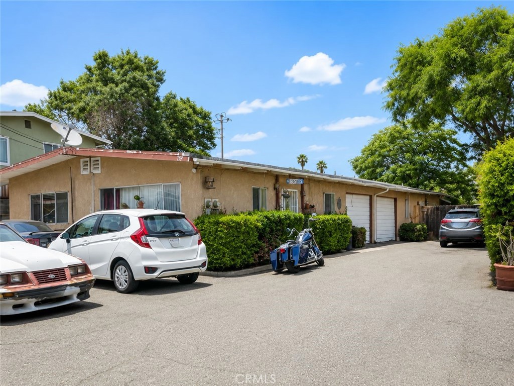159 161 Walker Way Property Photo 1
