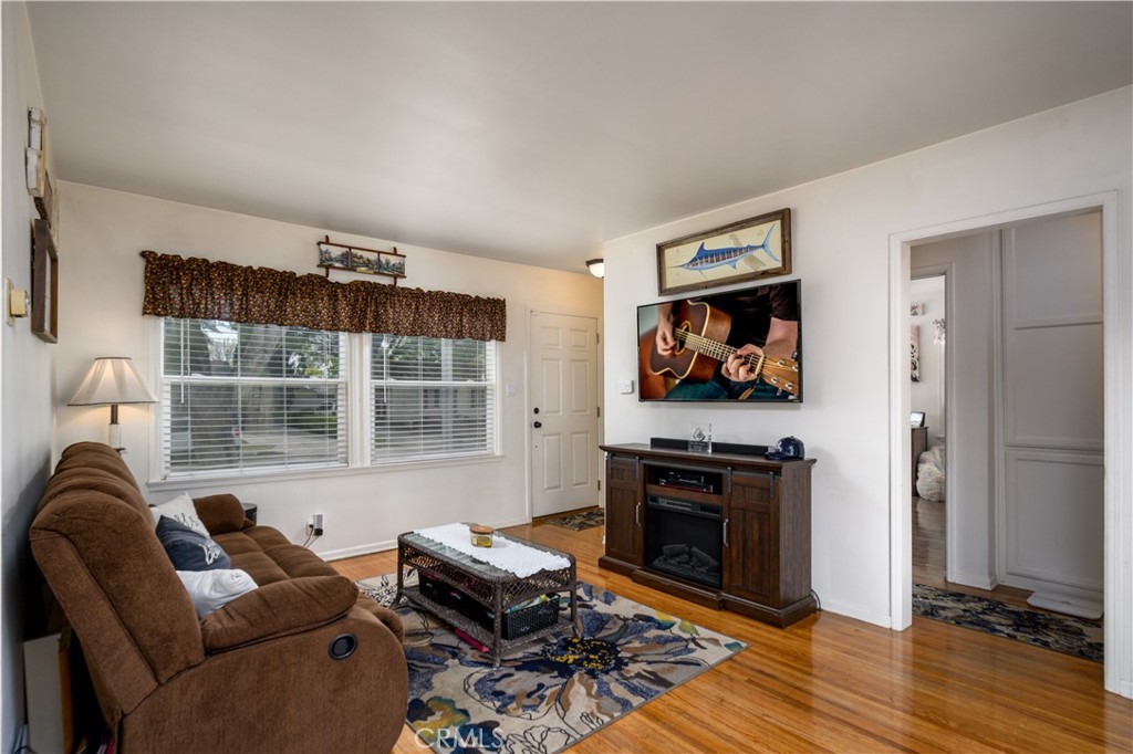 14441 La Forge Property Photo 3