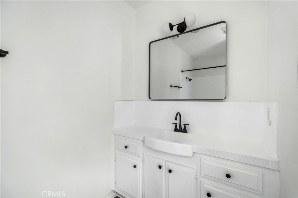 125 E Buckthorn Property Photo 14