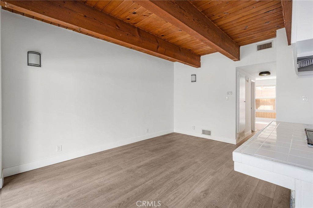 125 E Buckthorn Property Photo 29