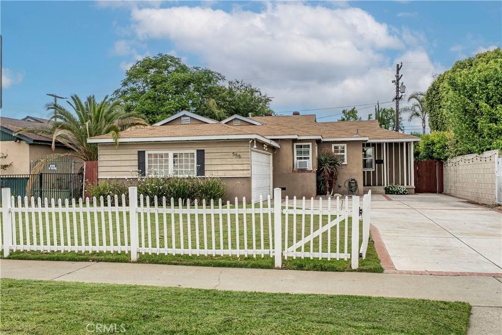 555 E G Property Photo 3