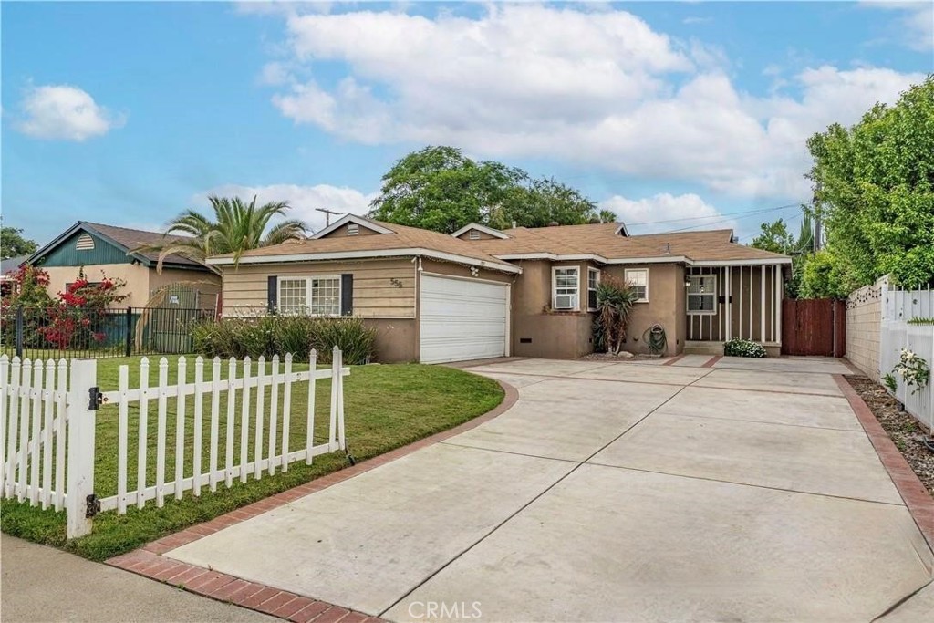 555 E G Property Photo 4
