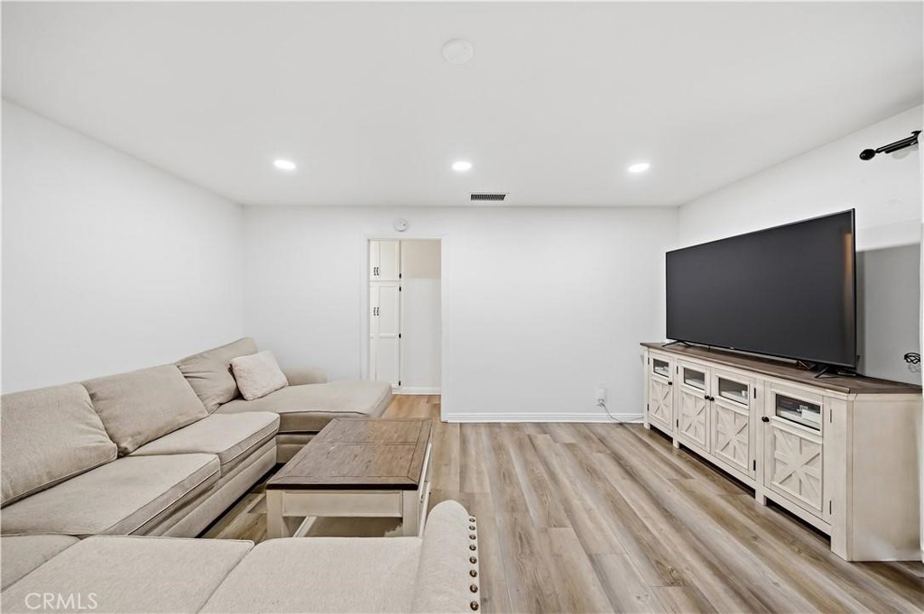 555 E G Property Photo 6