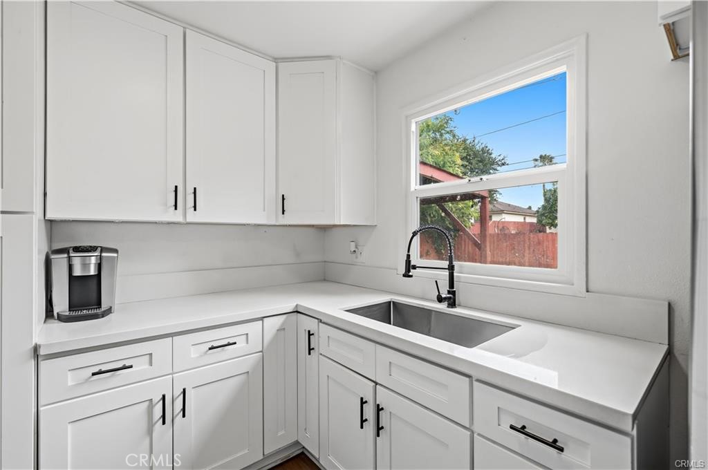 555 E G Property Photo 19