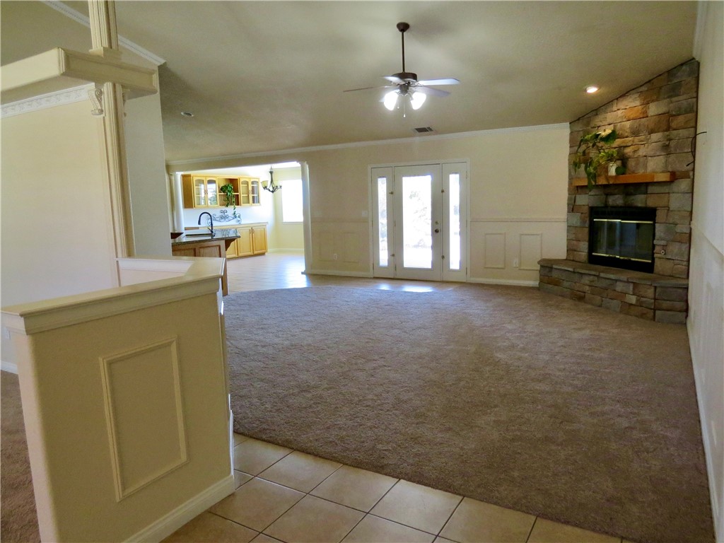 7445 El Manor Property Photo 13