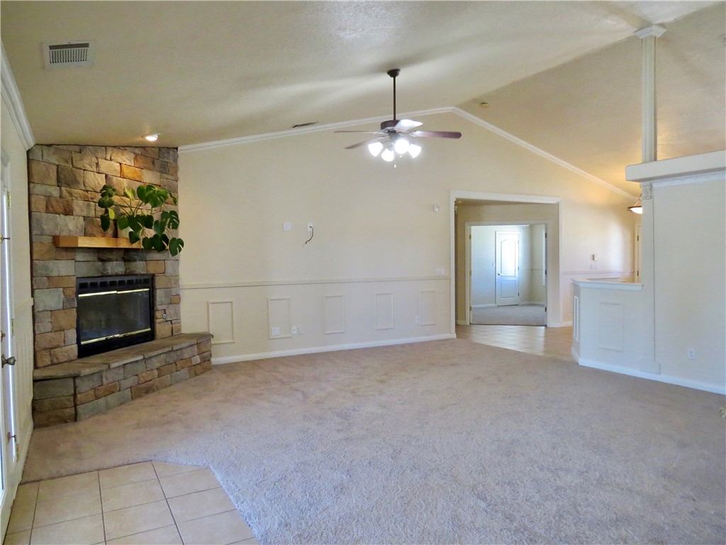 7445 El Manor Property Photo 14
