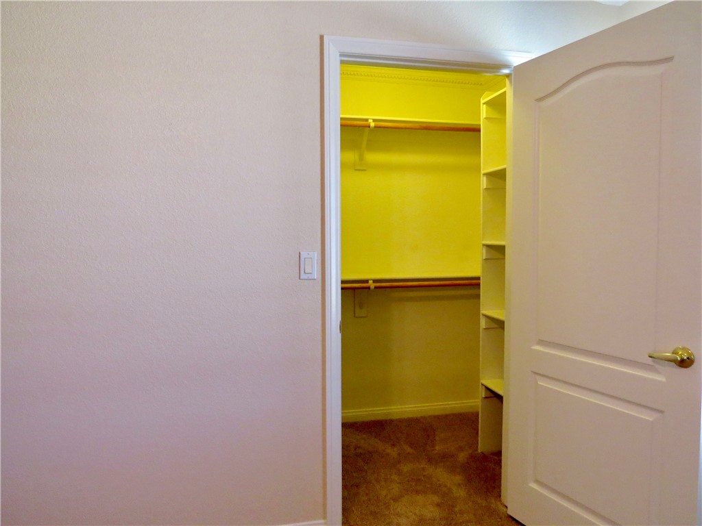 7445 El Manor Property Photo 16