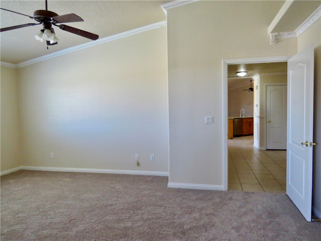 7445 El Manor Property Photo 43