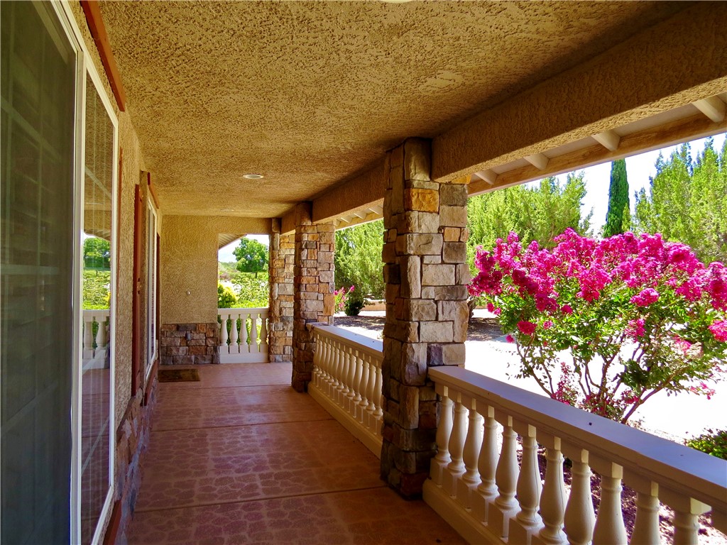 7445 El Manor Property Photo 55