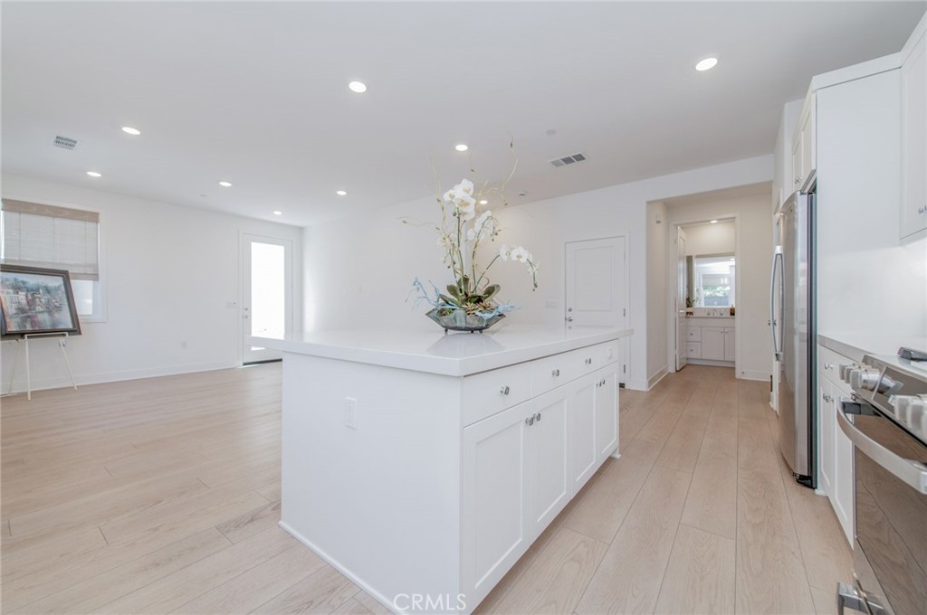 204 Yerba Property Photo 7