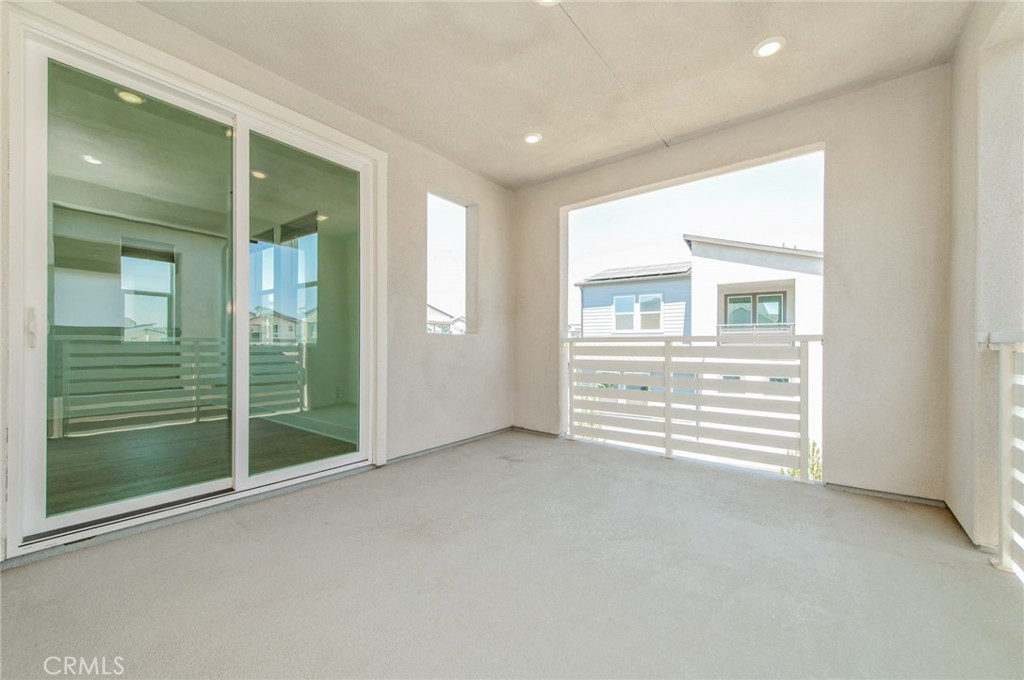 204 Yerba Property Photo 23