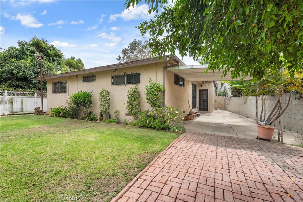 2456 Granville Avenue Property Photo 42