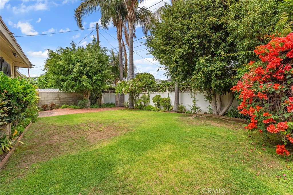 2456 Granville Avenue Property Photo 44