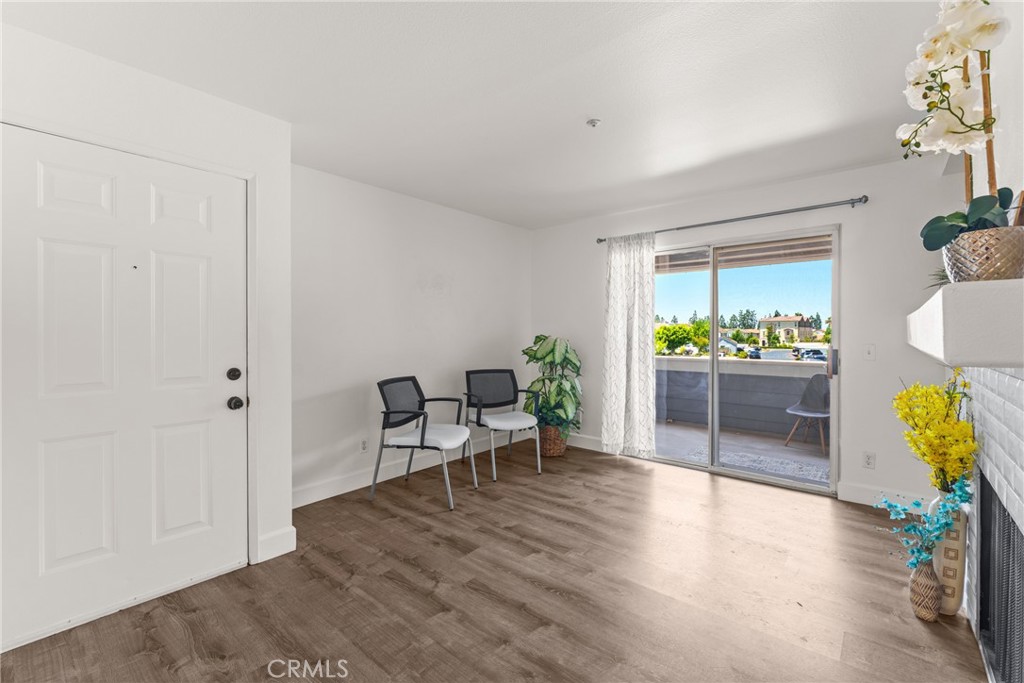 111 S Lakeview Avenue G Property Photo 5