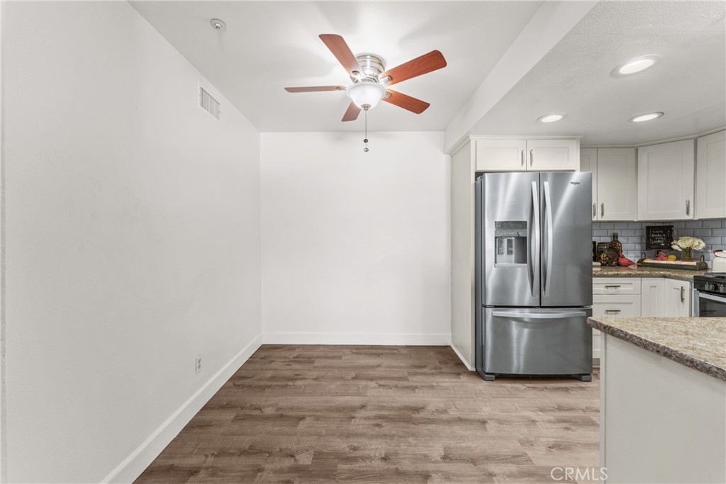 111 S Lakeview Avenue G Property Photo 7