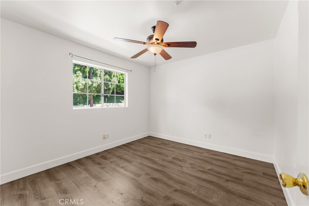 111 S Lakeview Avenue G Property Photo 16